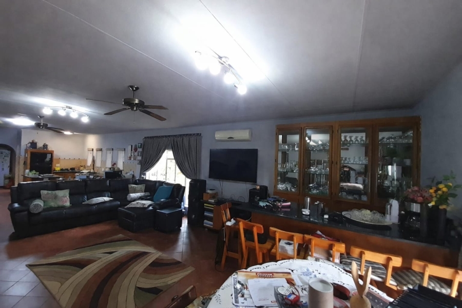 4 Bedroom Property for Sale in Cashan North West